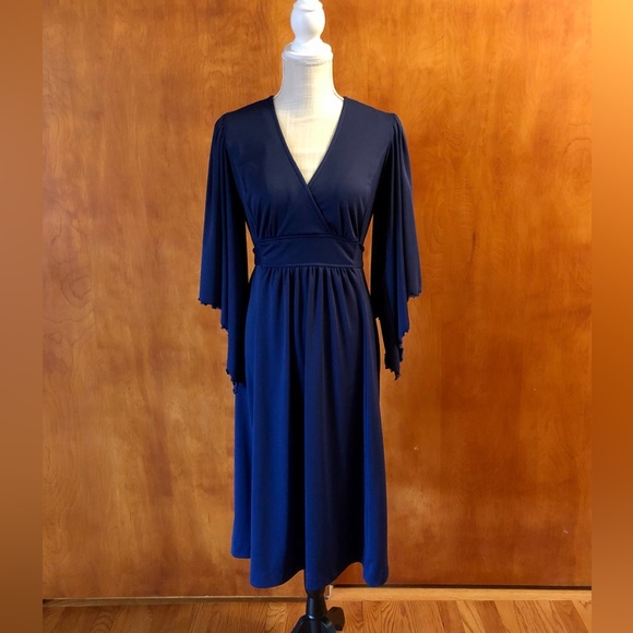 VINTAGE 70’s gorgeous navy blue dress - Picture 2 of 15